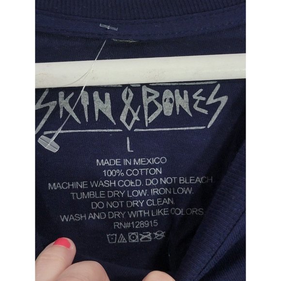 Skin Bones Chaos and Order Good Vibrations Long Sleeve Shirt Large NEW L - Picture 2 of 7